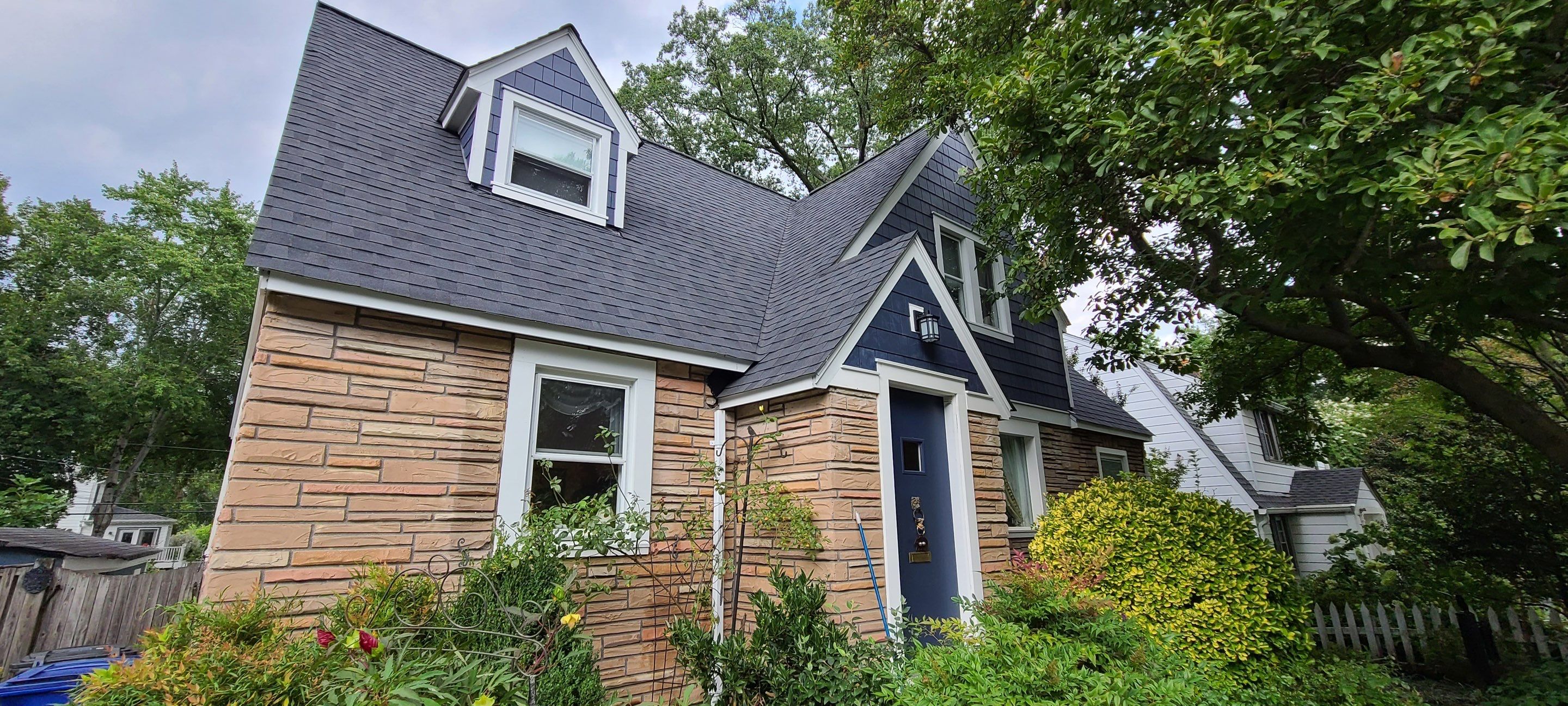 Siding replacement using James Hardie Siding by Window Depot of Annapolis