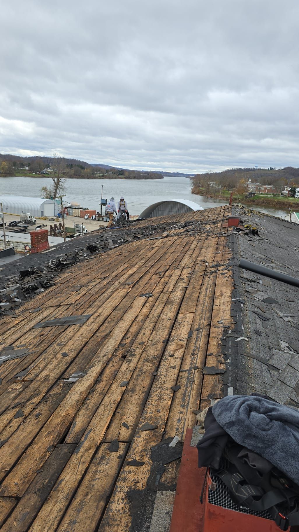 Commercial Roofing Installation using EPDM, GAF Timberline HDZ by Rainstoppers Roofing