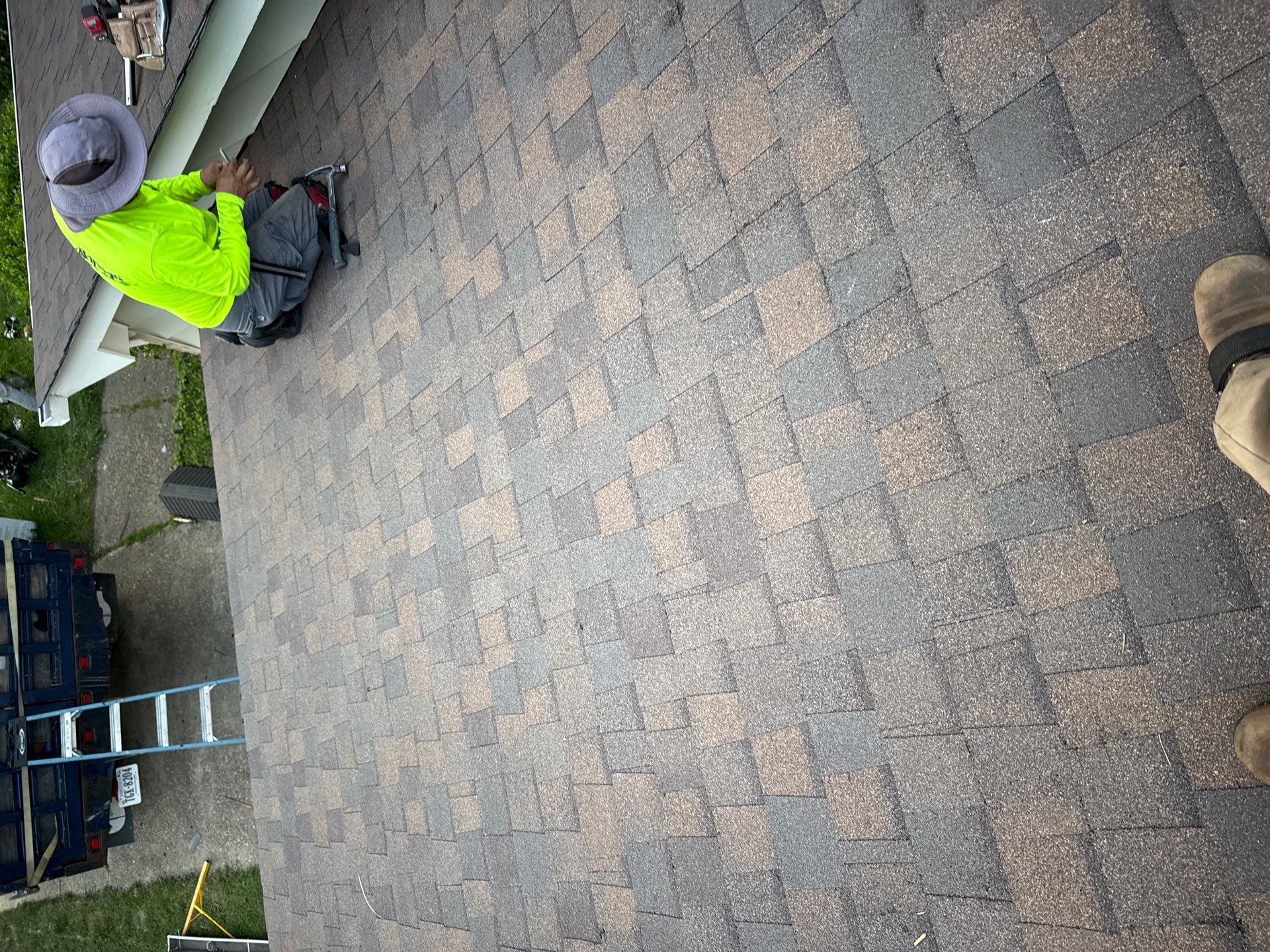 West Springfield: Residential Roof Replacement with CertainTeed Landmark in Heather Blend by RM Banning, Inc.