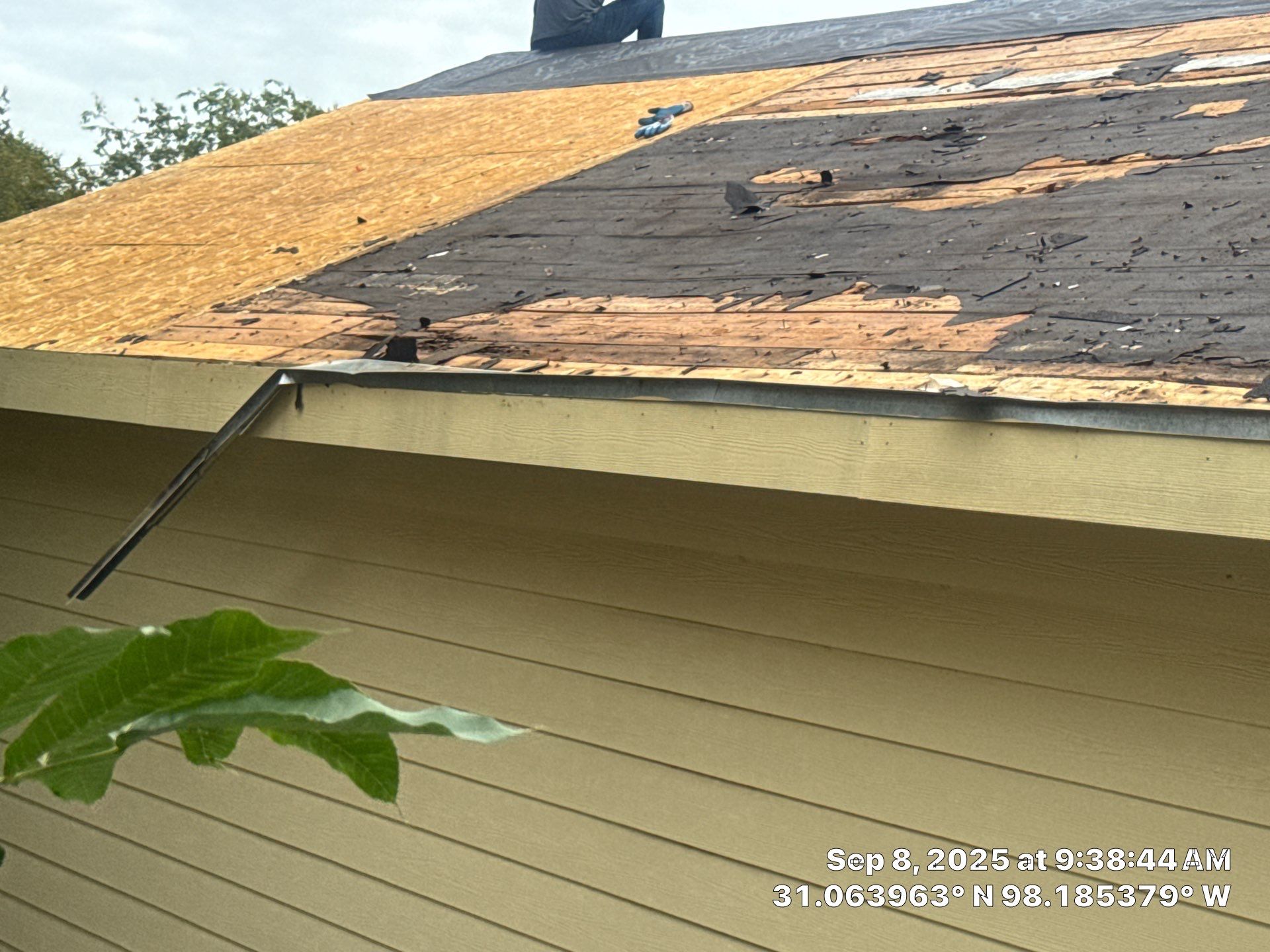 WM Roofing LLC featured photo.