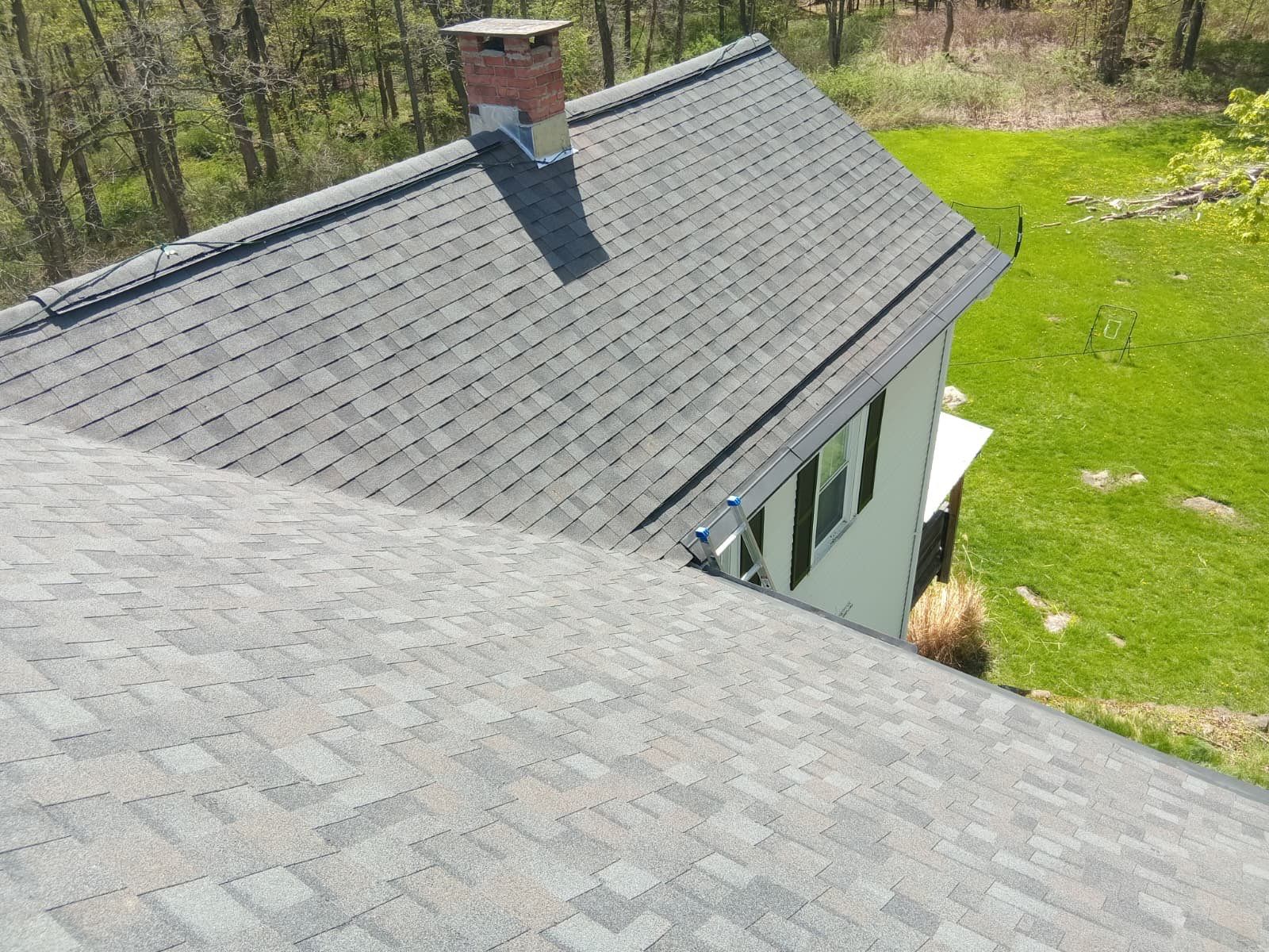 Owens Corning Duration: Williamsburg Gray in Winstead, Connecticut by Golden Shield Roofing