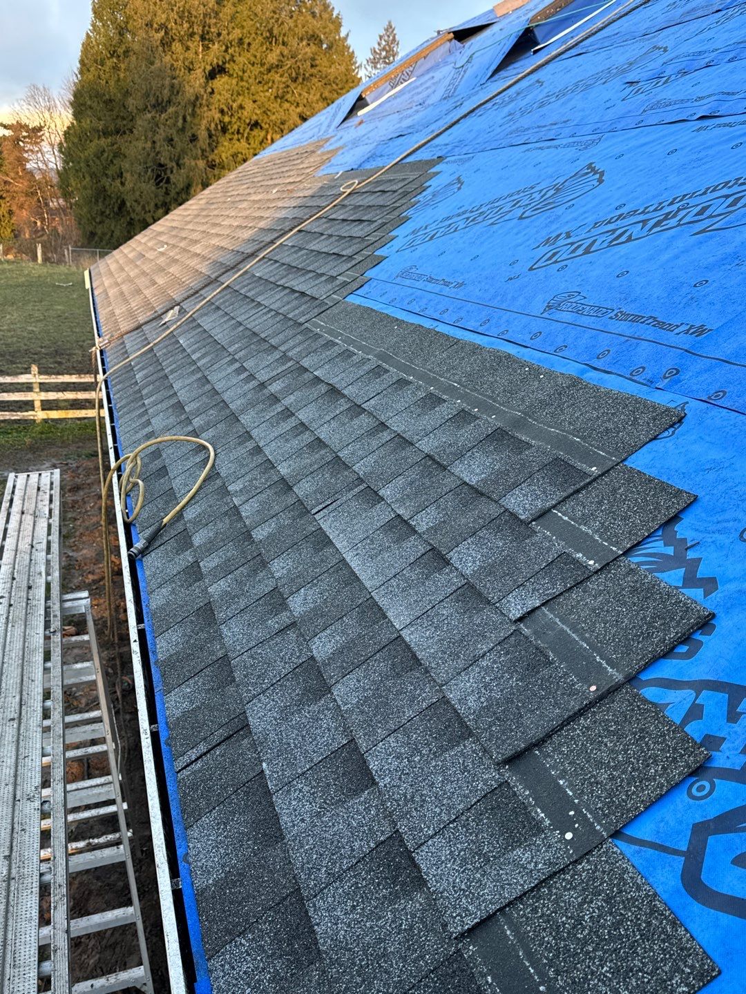 Residential Reroof Shingle by Top Notch Roofing Inc