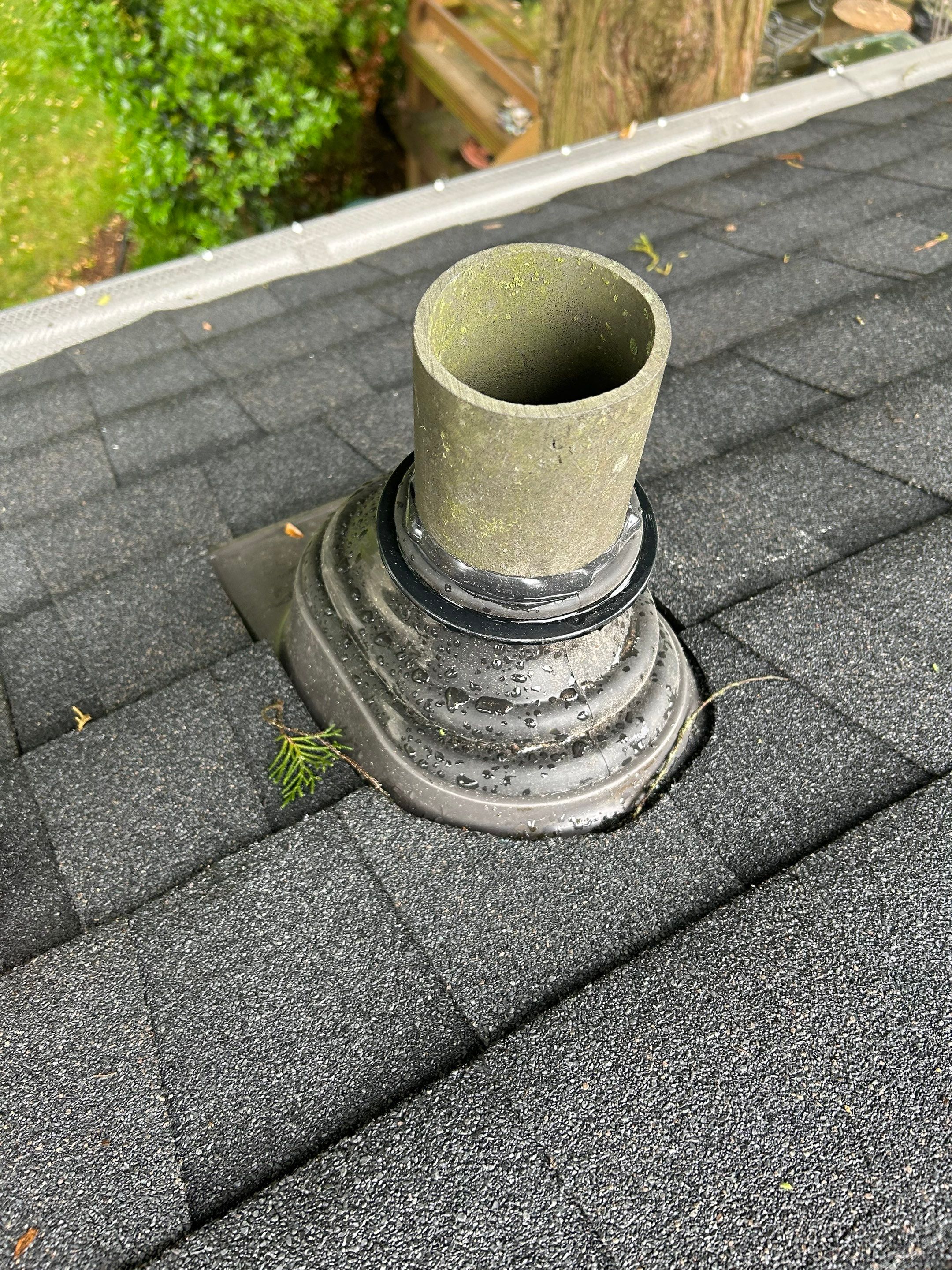 Burke: CertainTeed Landmark Designer Shingles in Moire Black by RM Banning, Inc.