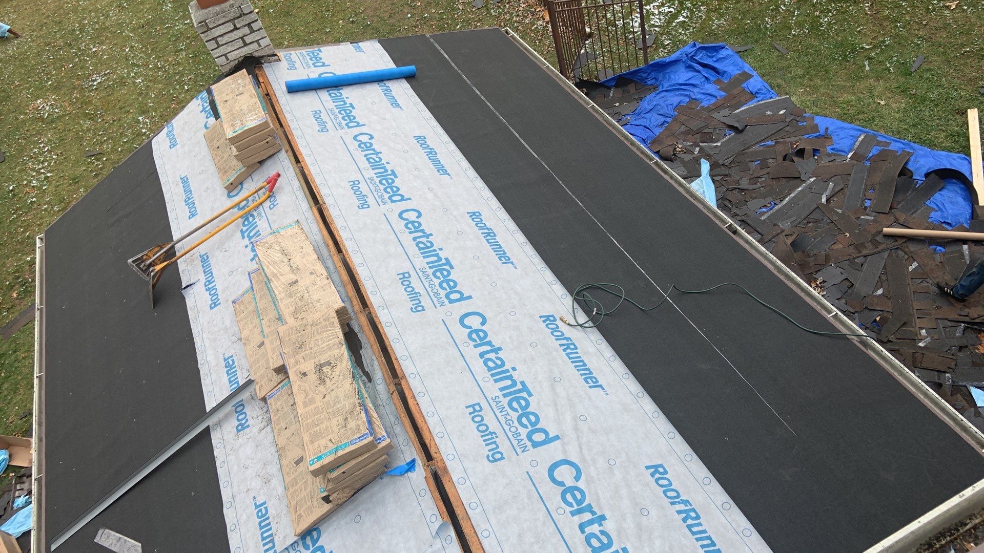 Roof Replacement using CertainTeed Landmark by 180 Contractors