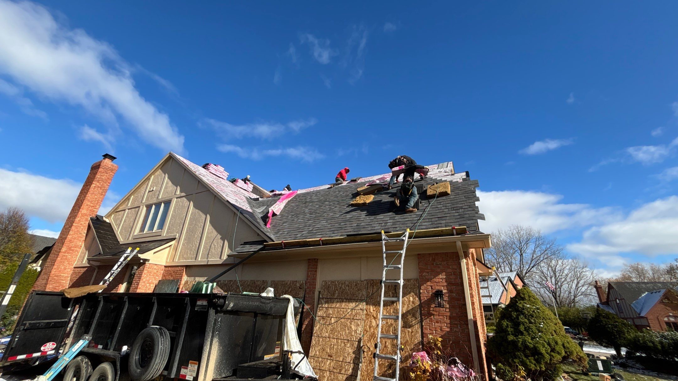 Roof Replacement using Owens Corning Williamsburg Grey by 180 Contractors