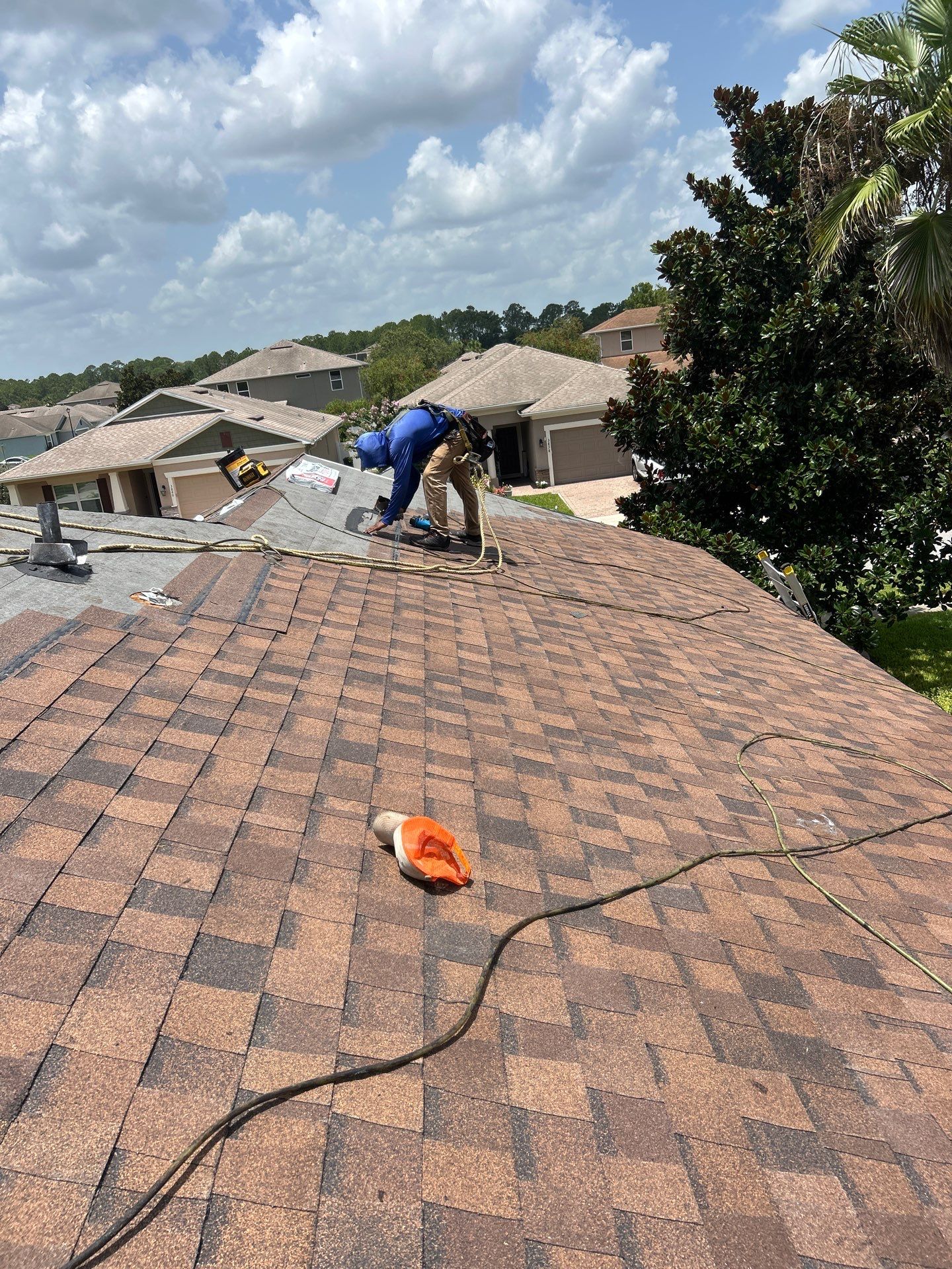 Complete Residential Roof Replacement in Port Orange Featuring Burnt Hickory Shingles by Pinnacle Roofing Group