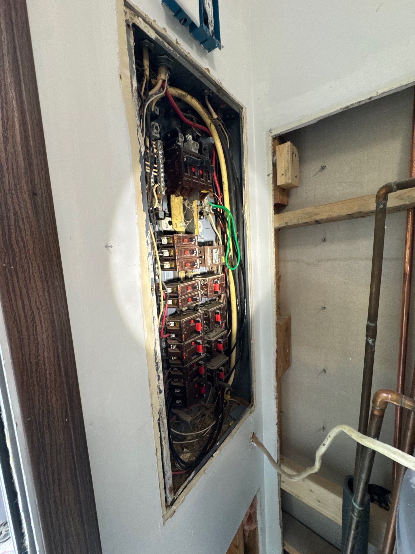 Crawl Space Receptacle Installation by Elite Electrical Solutions LLC