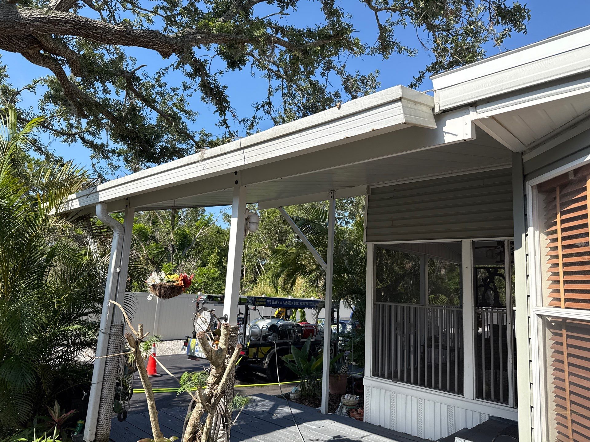 Mobile Home House Wash & Screened Porch Cleaning | Fisherman’s Cove RV Park | Terra Ceia, FL by Sunshine AquaWash