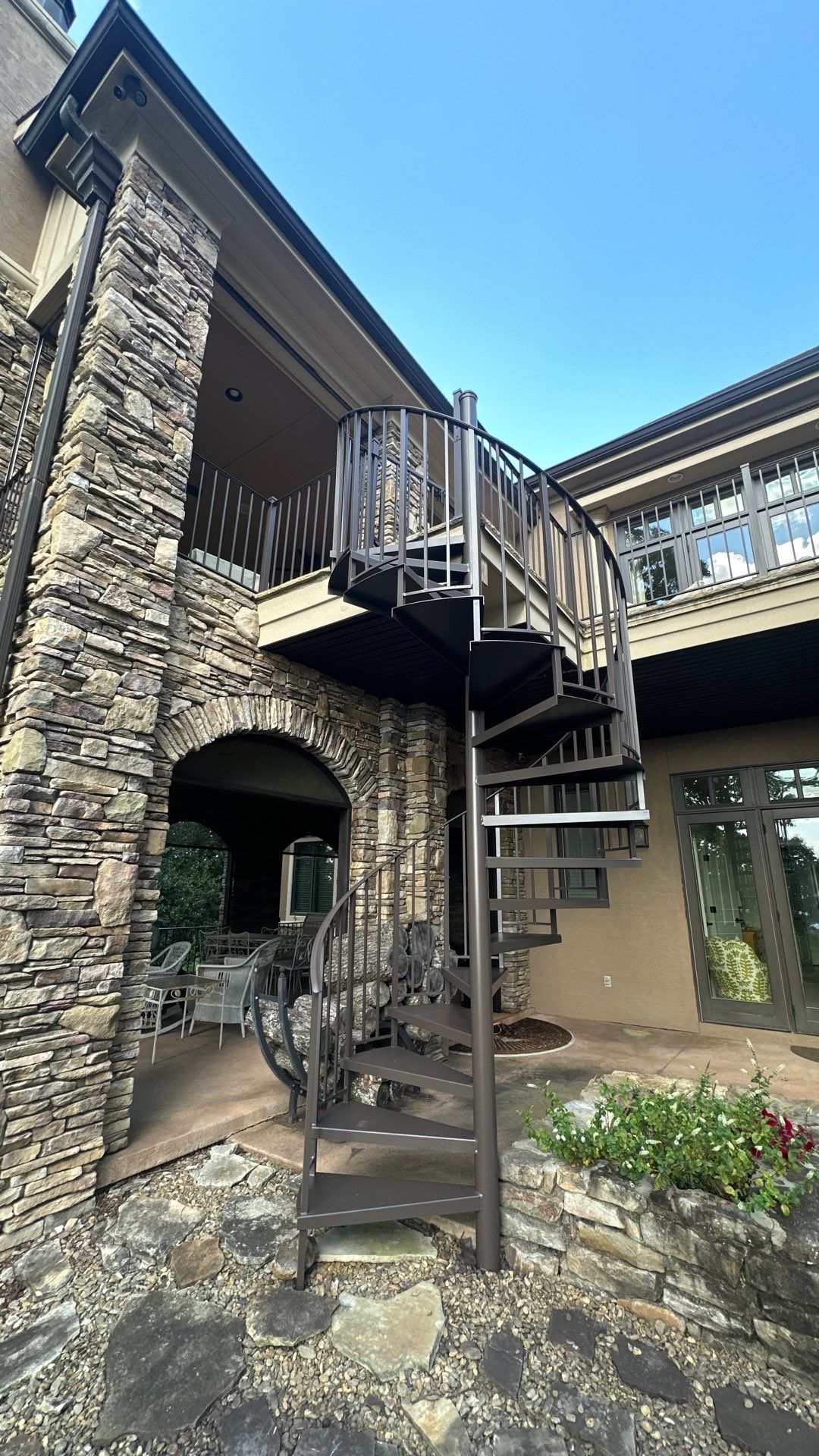 Refinishing Metal Railings and Spiral Staircase for Traveler’s Rest Estate by Painter1