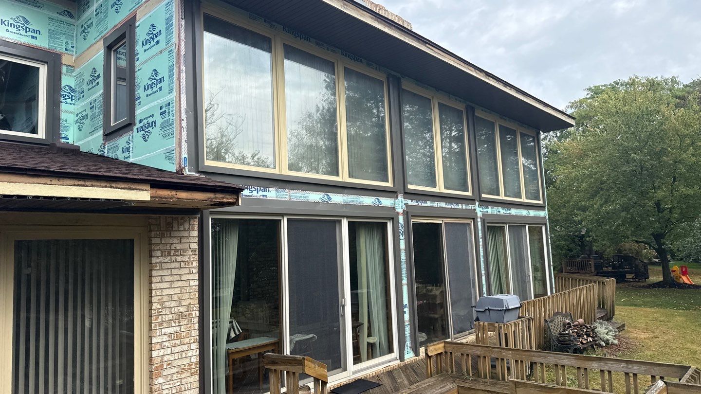 Siding Replacement using Alside S7 Cedar Mill Grain Cast Iron by 180 Contractors