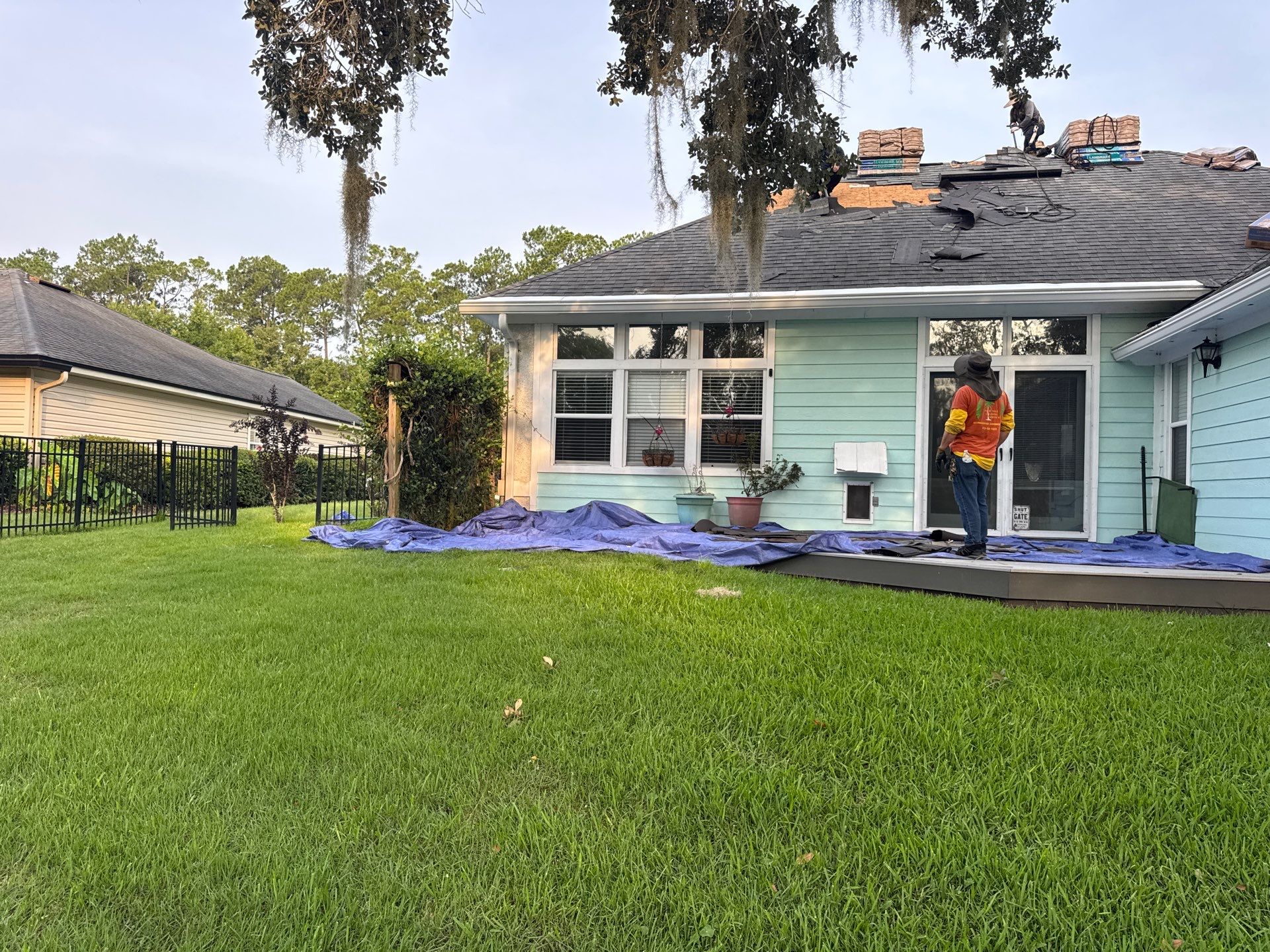 Gray Architectural Shingle Roof Replacement for Orange Park Residence by Avenue Roofing