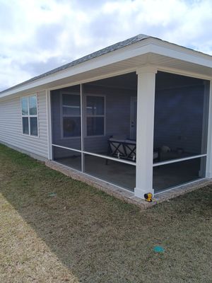 Screen Under in Gonzalez, FL