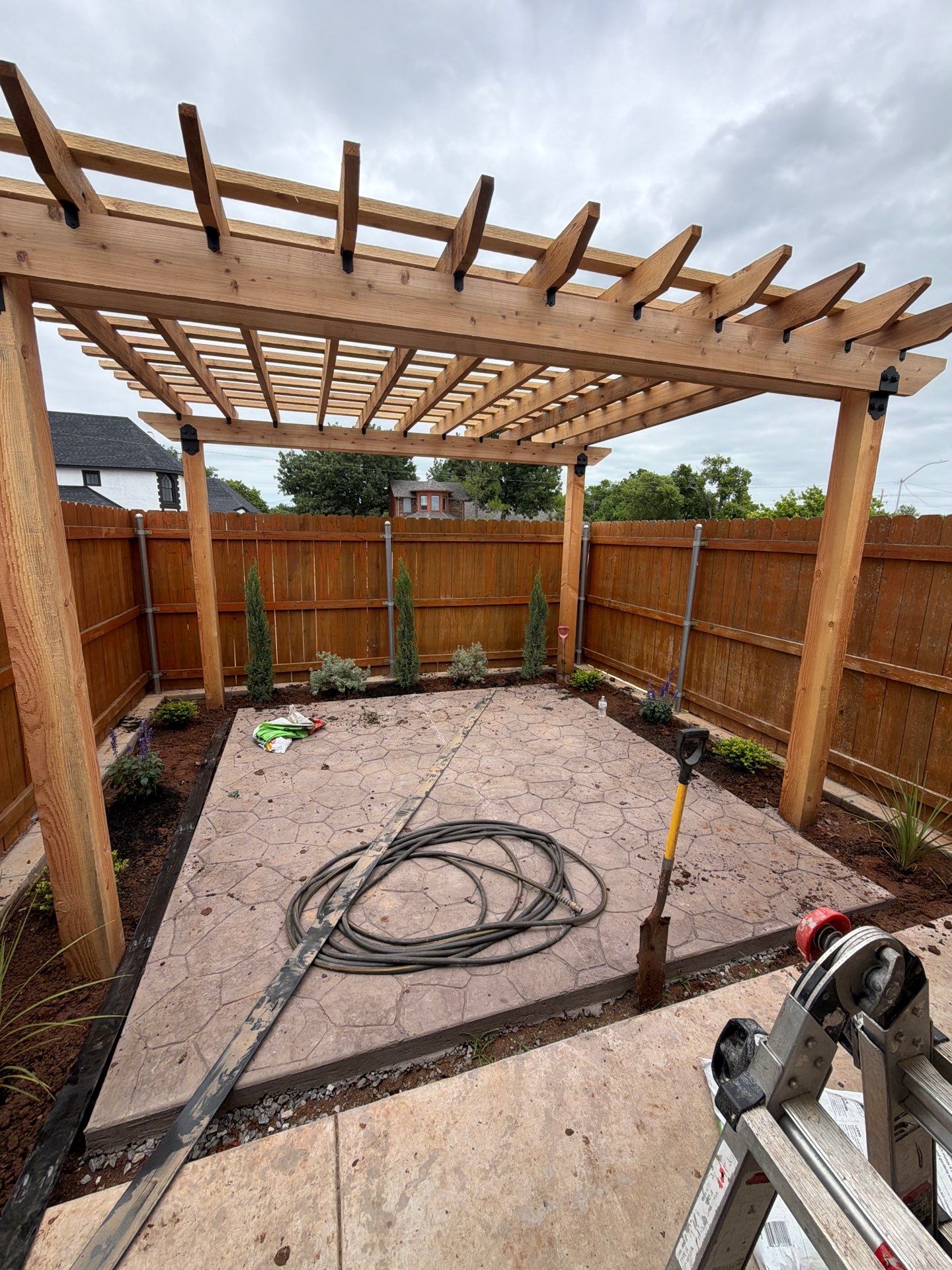 Outdoor Living Area by Clays Services Inc