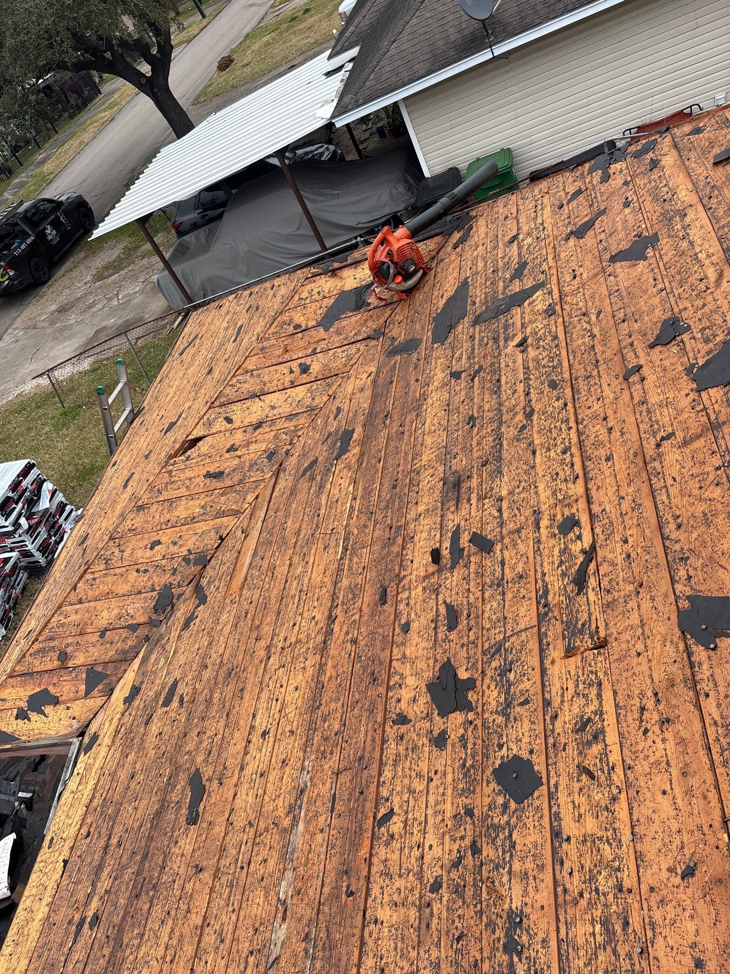 Roof Replacement Houston by Roof Repair Company