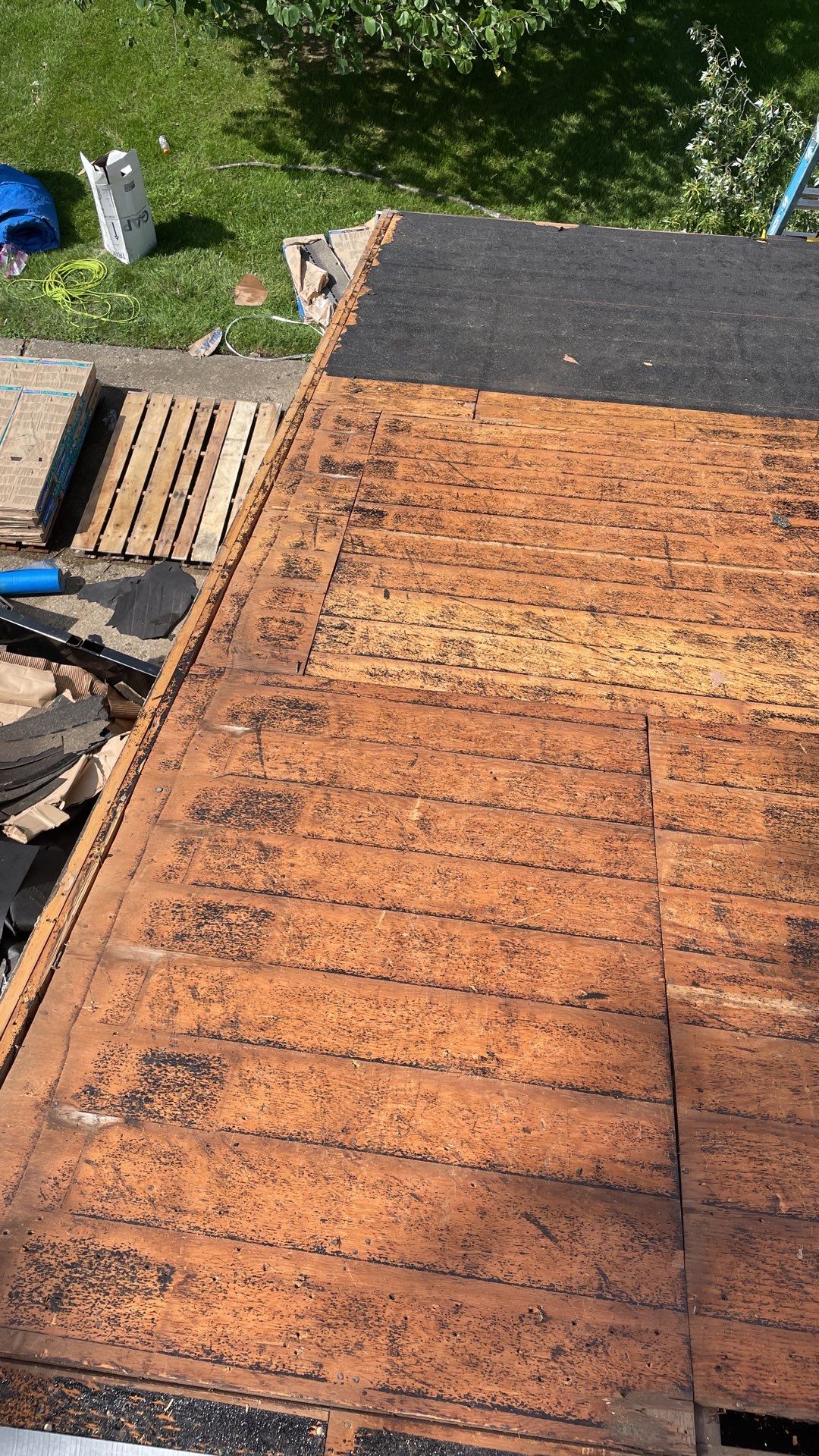 Roof Replacement using CertainTeed Landmark by 180 Contractors
