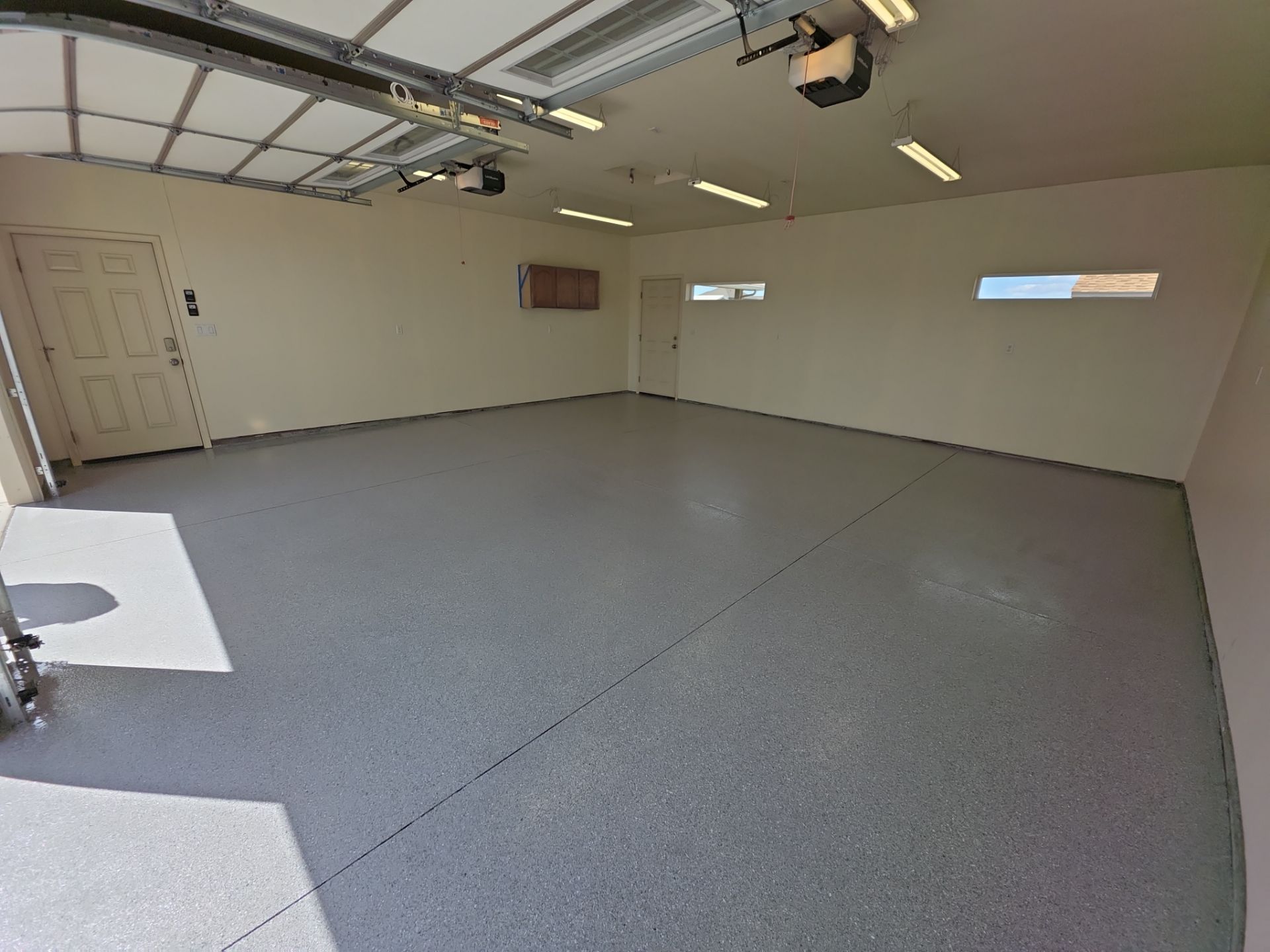 Garage Transformation using Agate Hybrid by Croc Coatings, LLC
