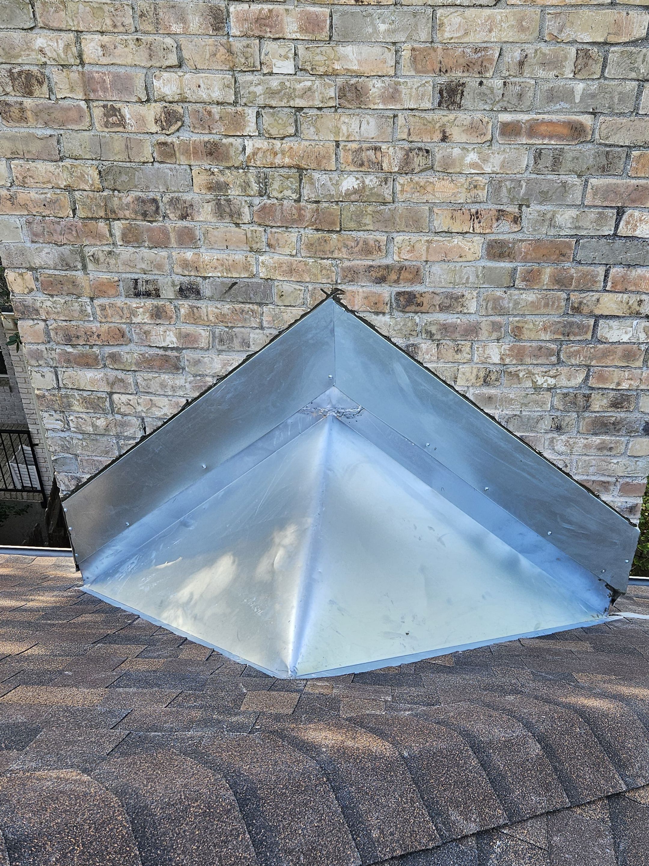 Aztec Roofing and Construction featured photo.