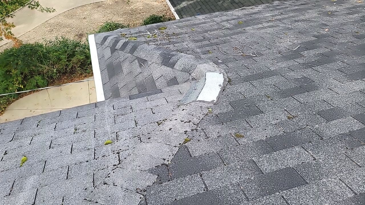 ATLAS PINNACLE COLOR: SCOTCHGARD BLACK SHADOW DRIP EDGE: WHITE by Eagle Eye Roofing