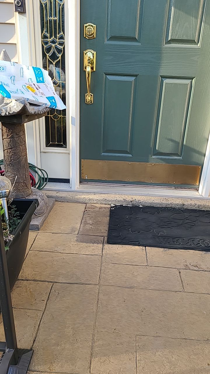 Dumfries: CertainTeed Landmark Pro Designer Shingles in Max Def Weathered Wood by RM Banning, Inc.