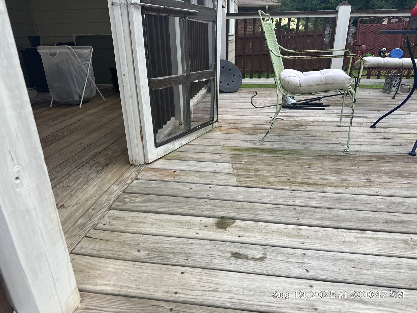 Wood Deck using Wood Sealant by DuraSeal