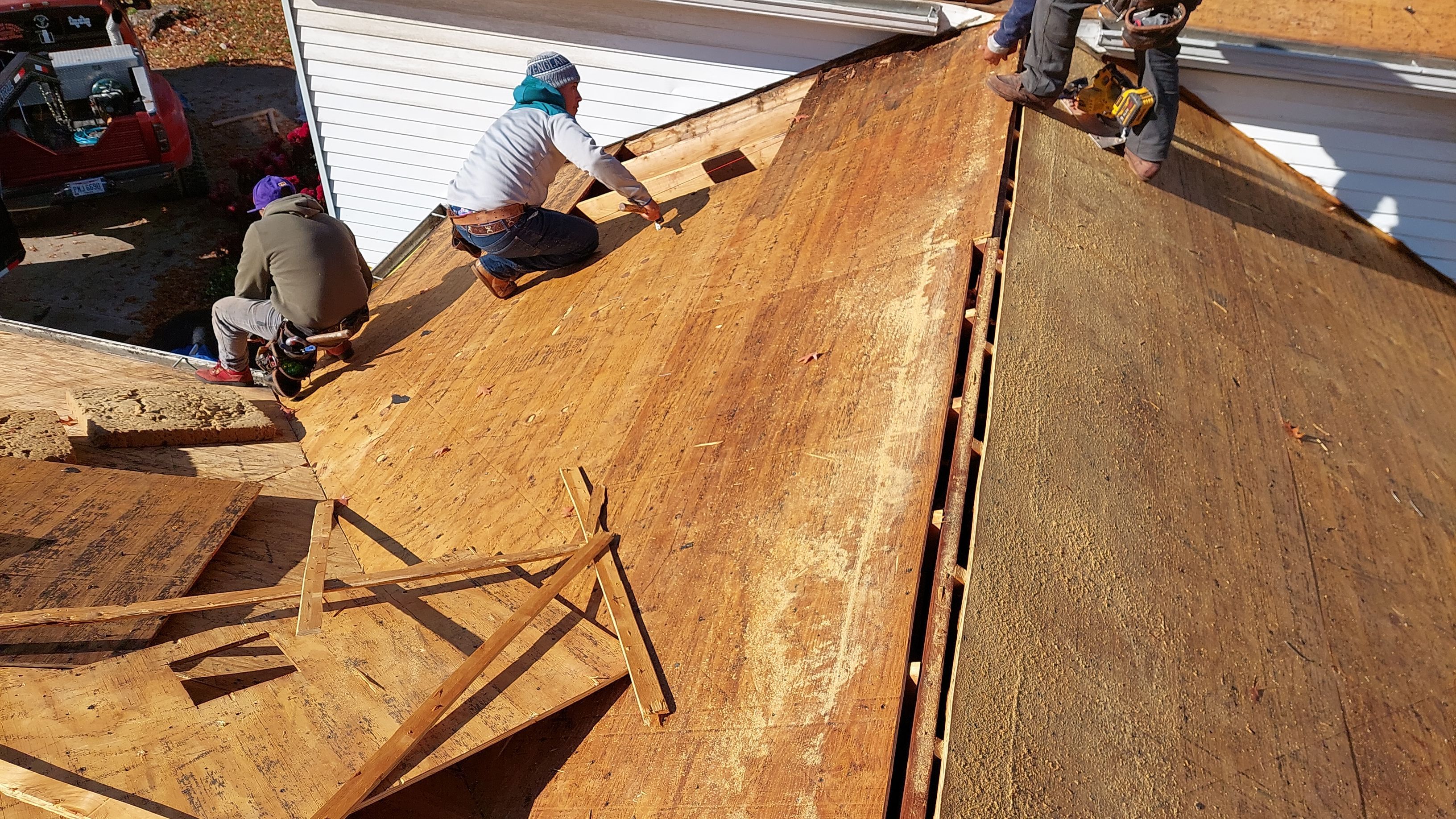 Liberty Township - Pristine Black by Tamlin Roofing