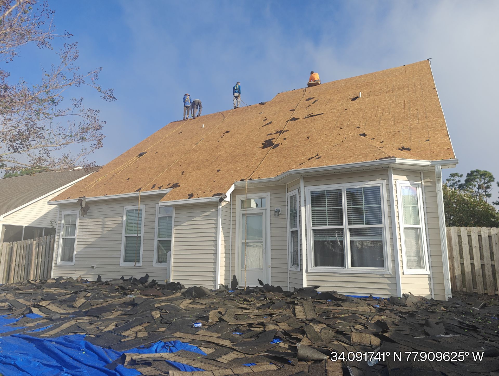 Ontario by Breeze Roofing Inc