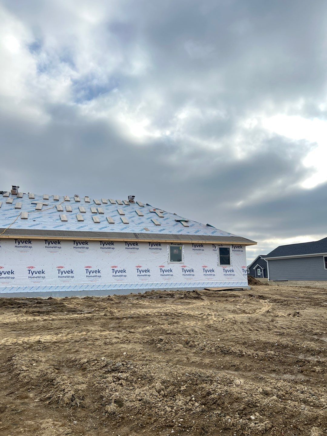 Residential Roofing Installation using CertainTeed Landmark Weathered Wood by Nitro Roofing and Construction