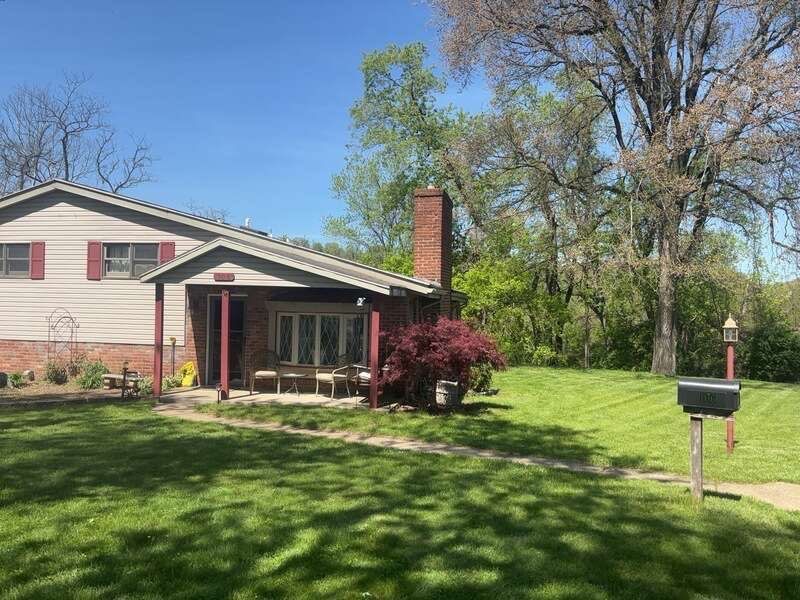 Hardie Siding and Window Project in Bridgeville by Cousins Roofing Siding & Decks
