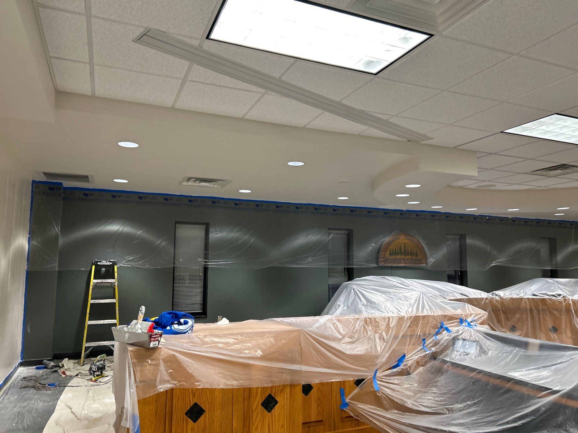 Wallpaper removal and Painting by Gordon Painting