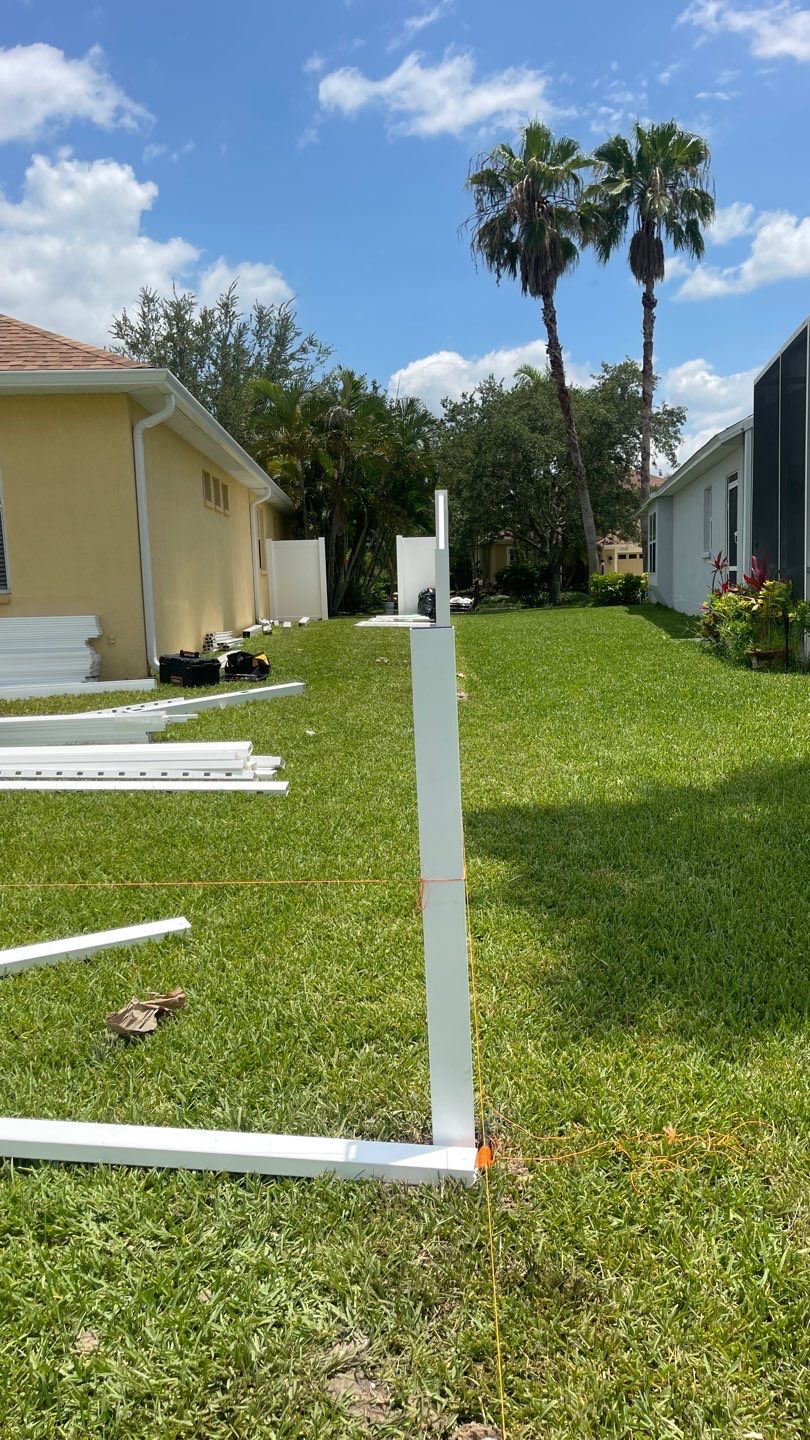 Lakewood Ranch, FL White Vinyl Privacy & Picket Fence by Asap fence and gates, LLC