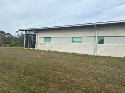 7-Inch Smooth Box Seamless Gutters using smooth box gutters in Sarasota FL