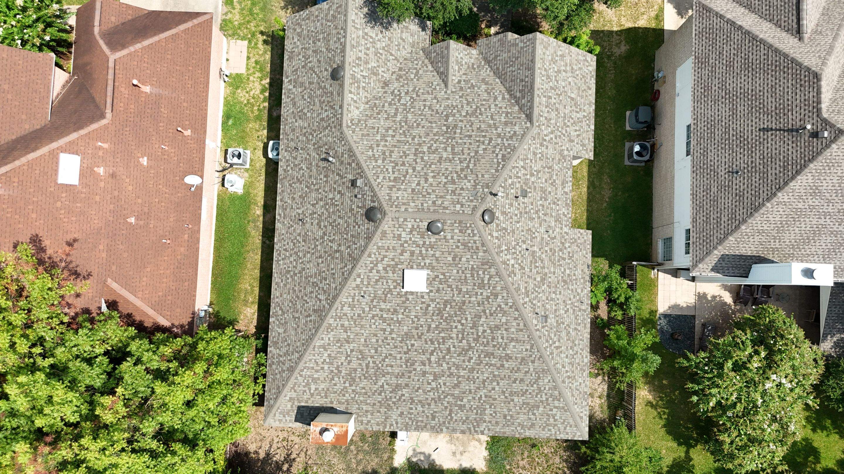 Driftwood - Owens Corning TruDefinition Duration by RoofsOnly.com