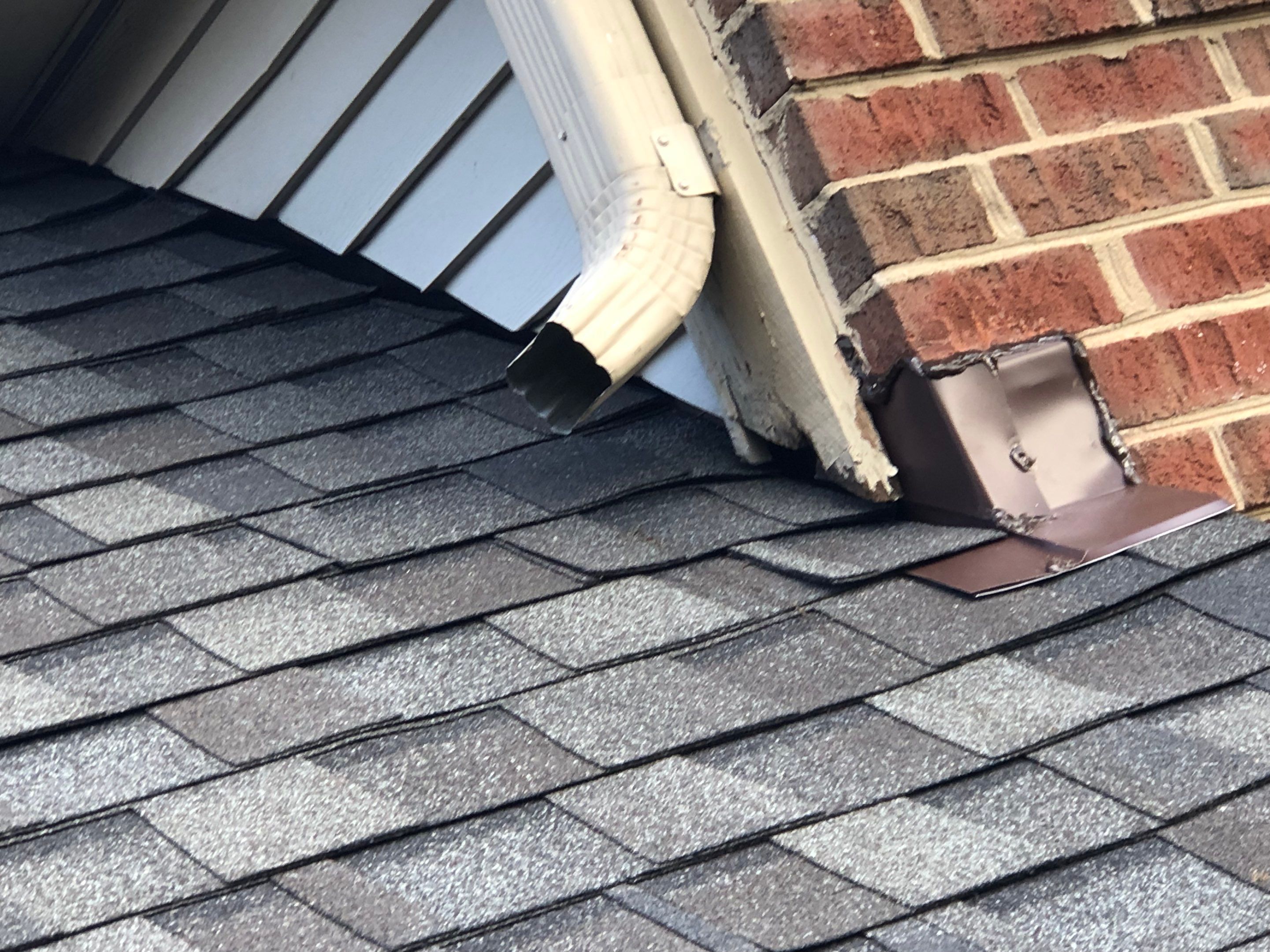 Herndon: CertainTeed Landmark Pro Designer Shingles in Max Def Driftwood by RM Banning, Inc.