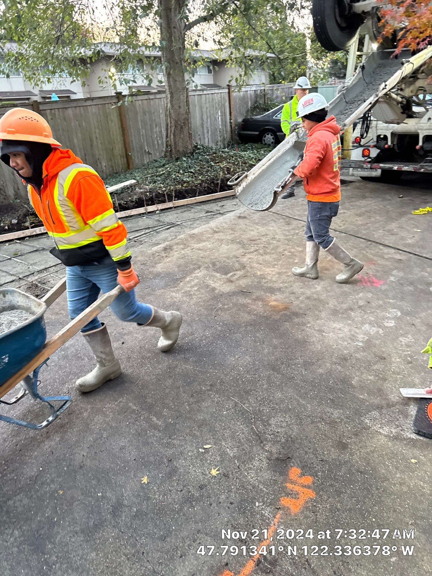 Concrete Sidewalk & Walkway |  by Jireh Asphalt & Concrete Inc 