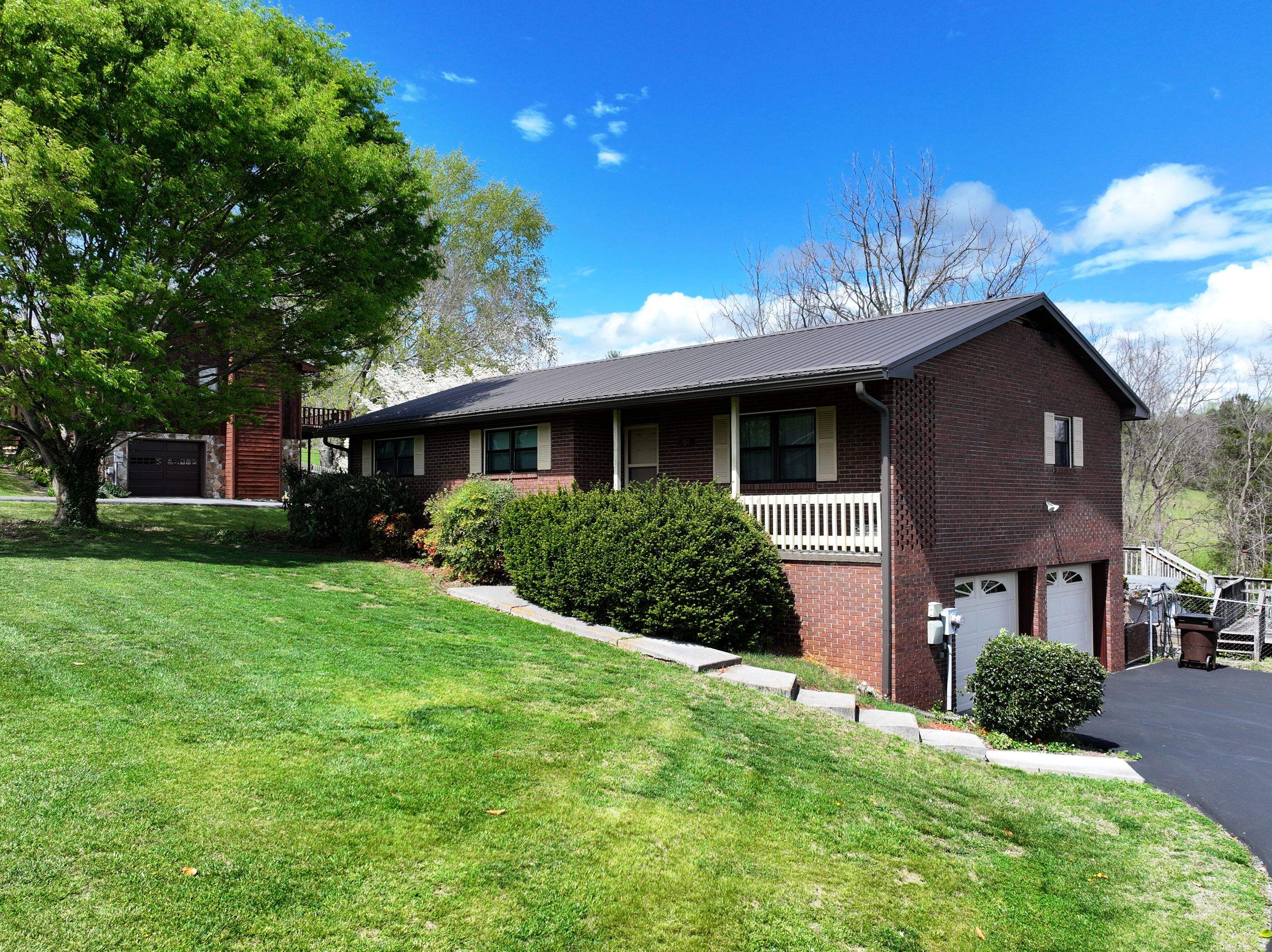 Burrus Residence by Omnia Roofing