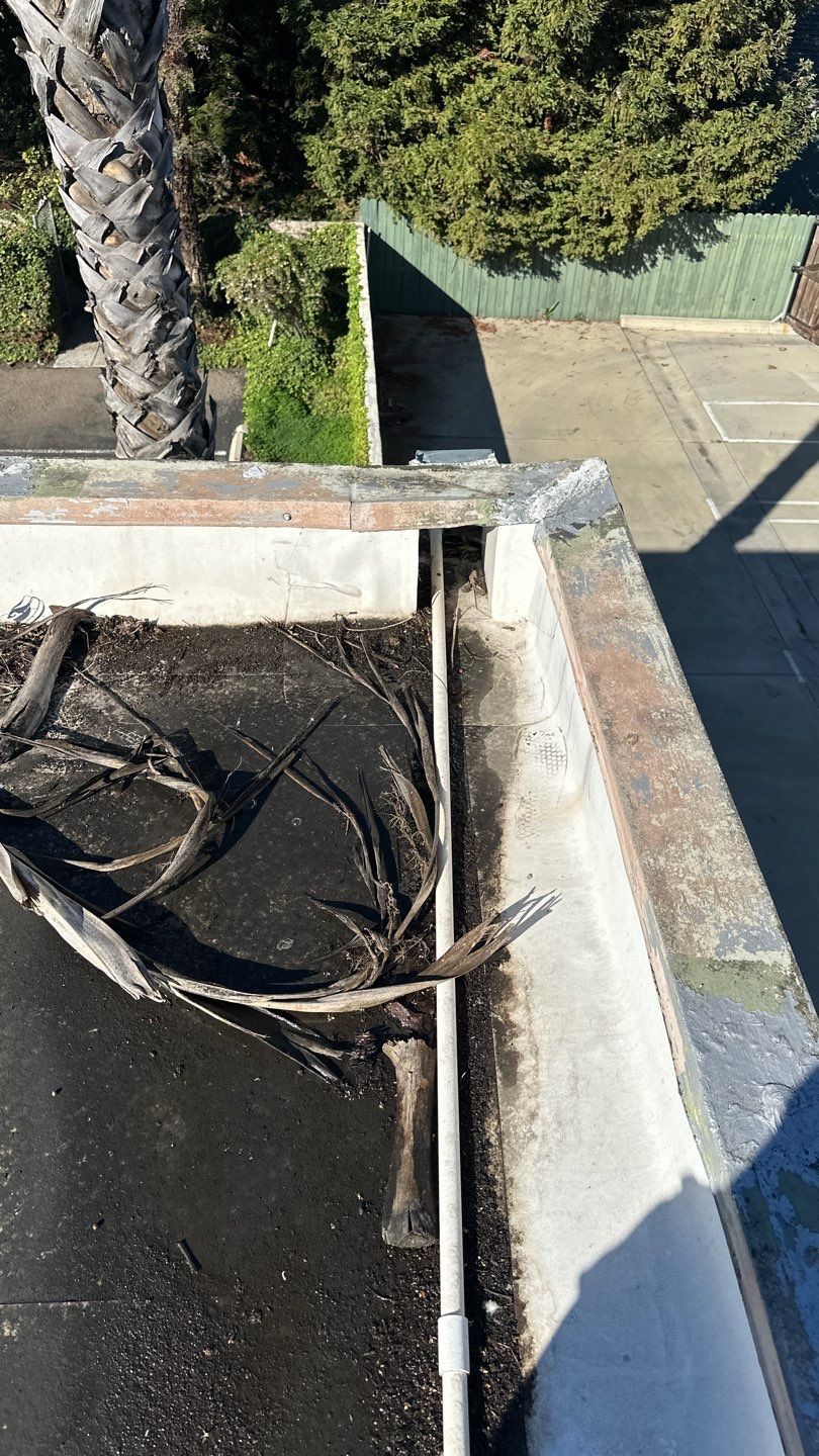 Orange County Commercial Gutter Cleaning by Property Cleaning Experts