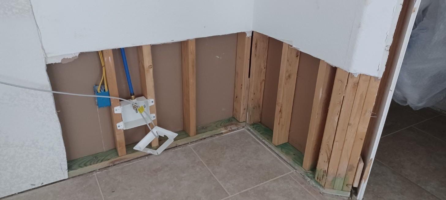 Kitchen Remodel using Water mitigation equipment by L&T General Contractors and Restoration INC