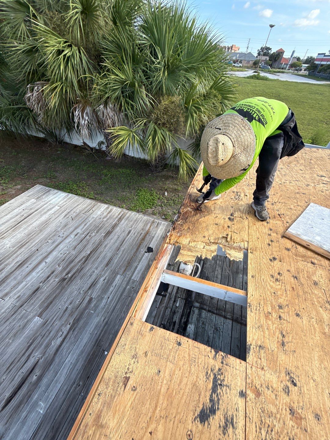 Project in Seminole 33772 by Mitchell Roofing Company LLC 