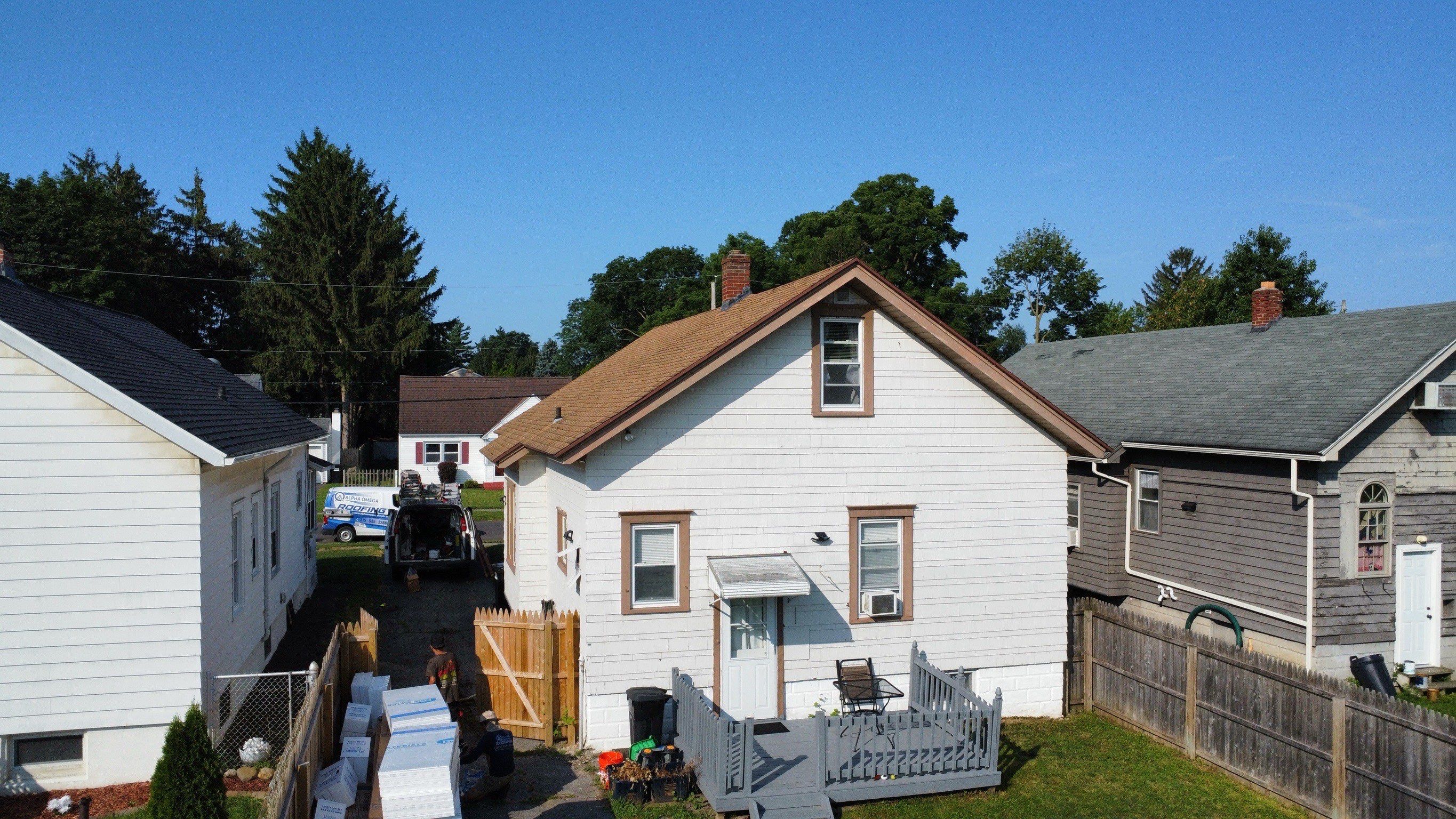 π‘ Siding Replacement Completed in Syracuse, NY π¨ by Alpha Omega Roofing LLC