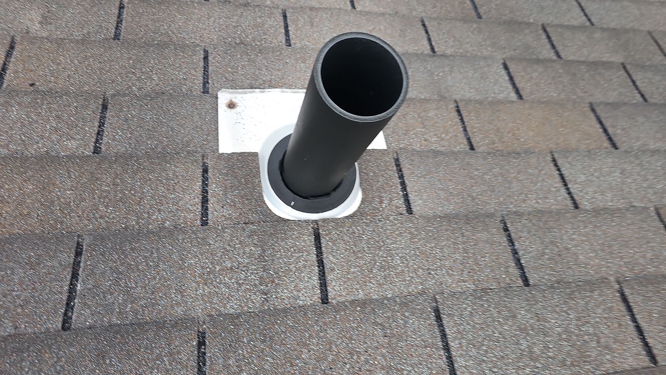 Atlas Pinnacle, Color: Oyster Shell, Drip Edge: White by Eagle Eye Roofing