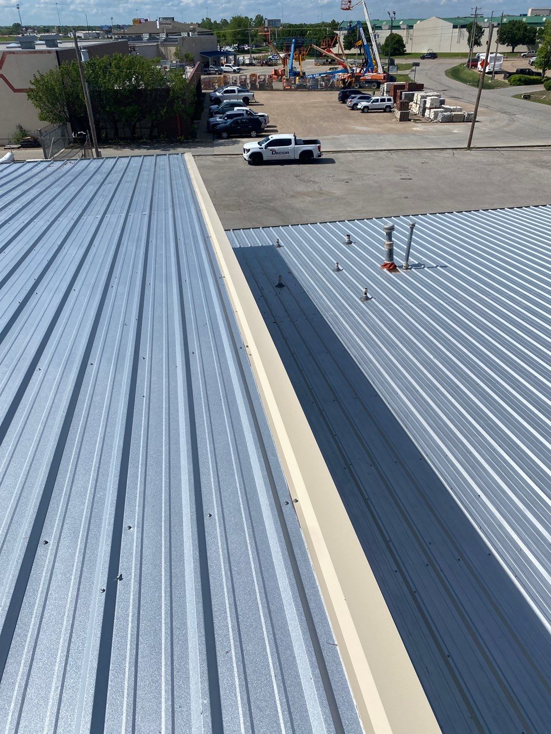 Metal Roof Project in Tulsa by Decor Roofing & Restoration