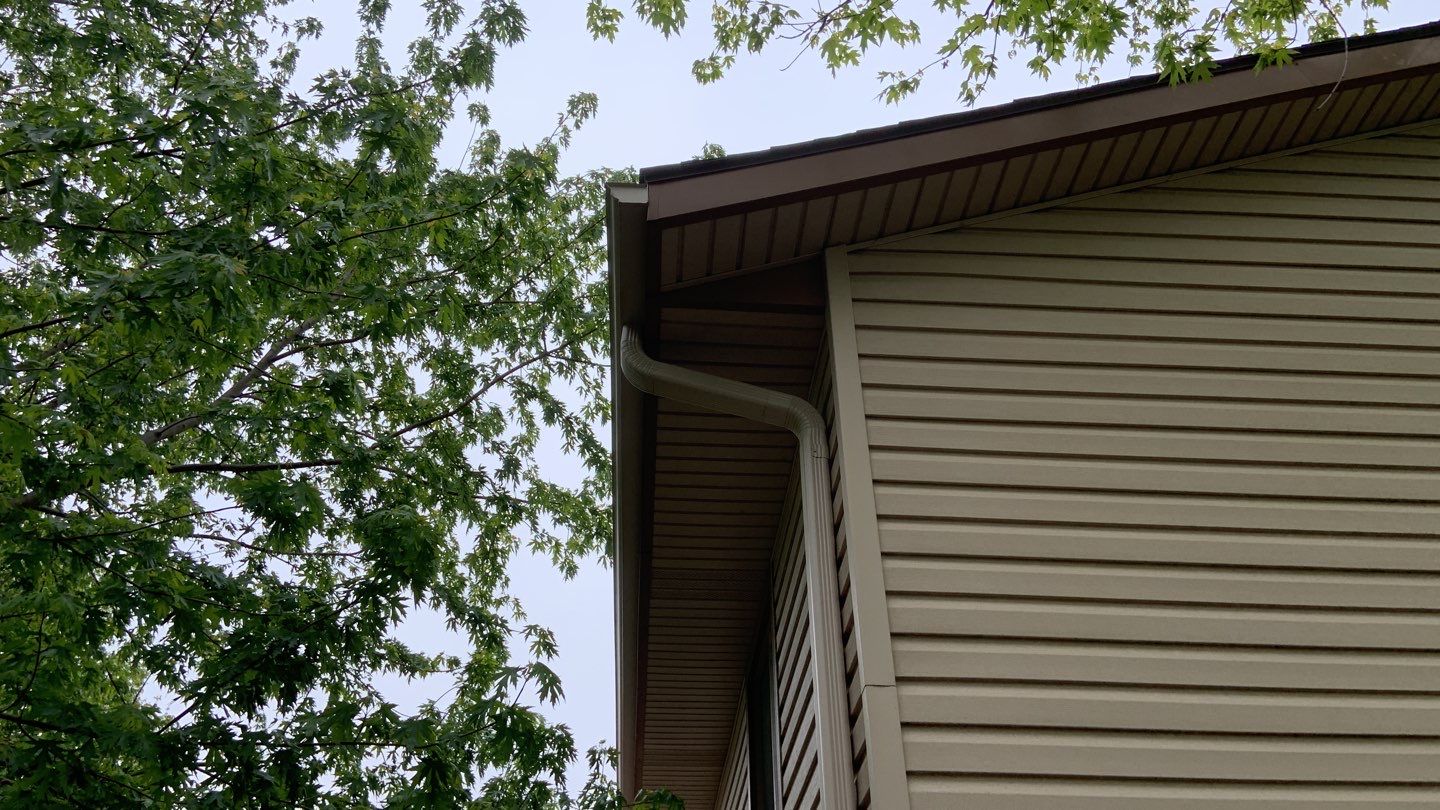 Malarkey Vista - Weathered Wood by White Castle Roofing