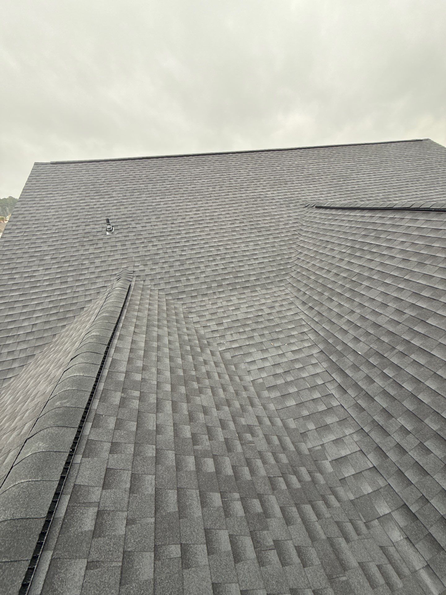 GAF HDZ - Charcoal by Linta Roofing Inc