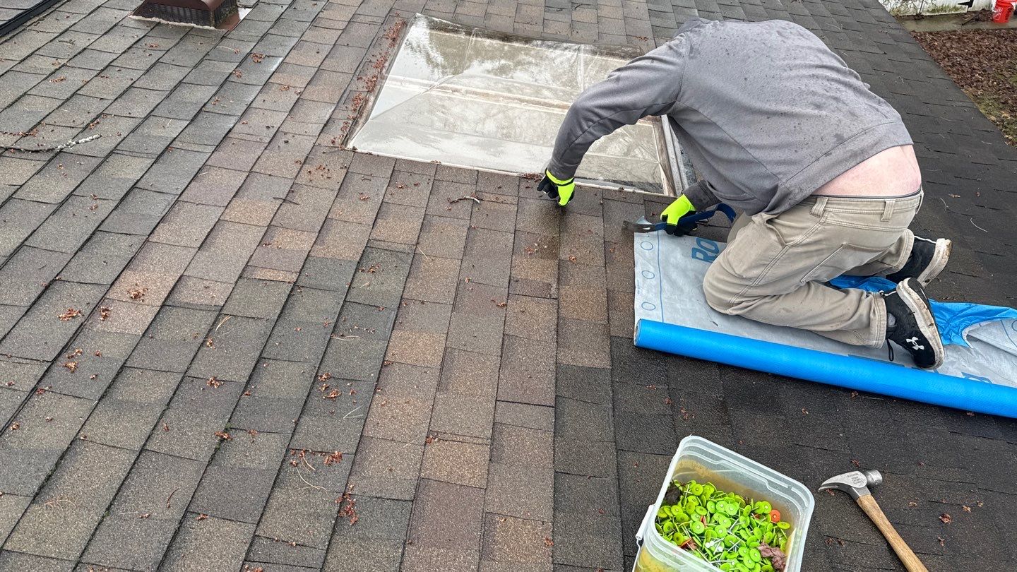 Roof Replacement using Owens Corning Brownwood by 180 Contractors