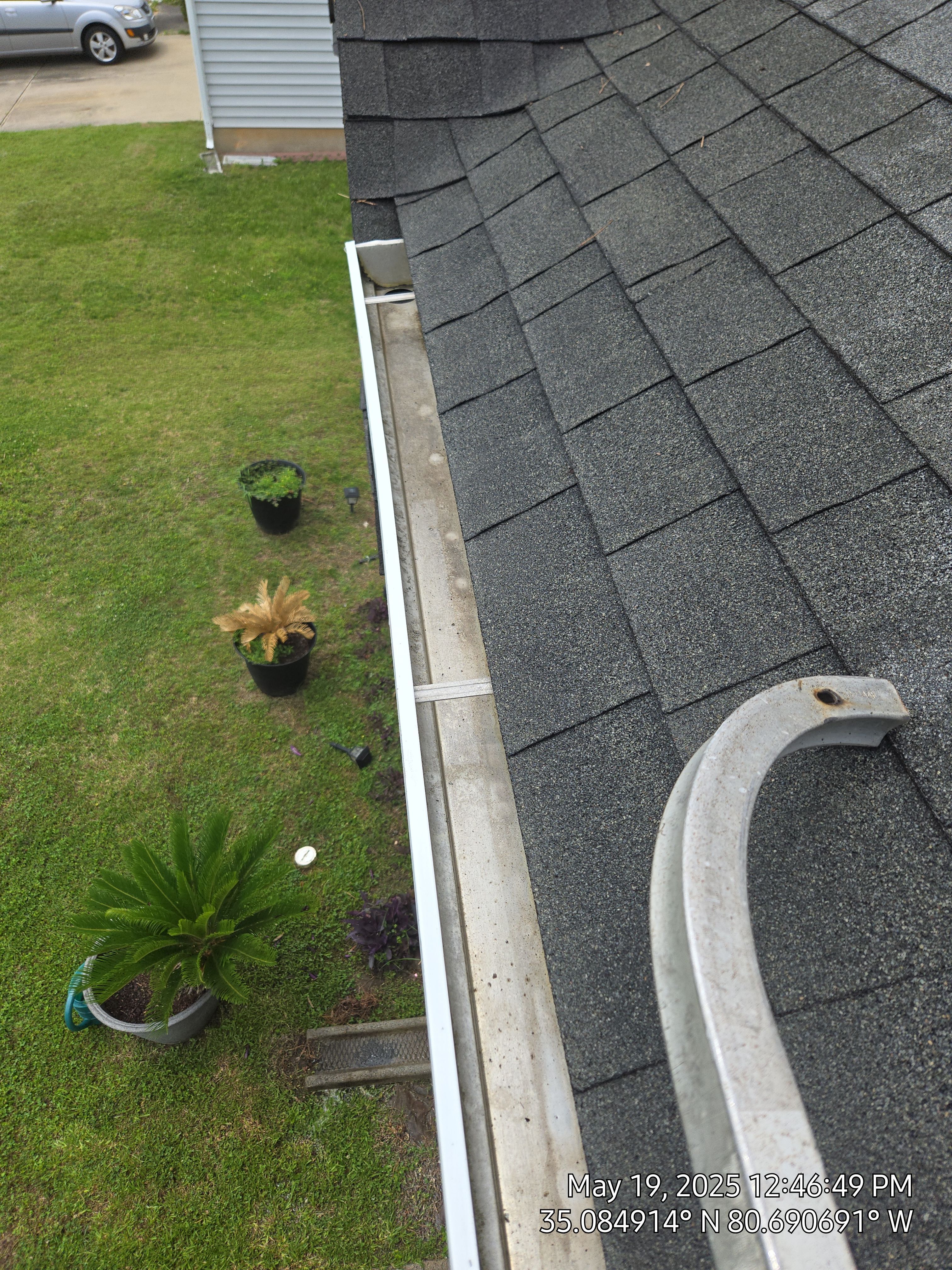 House Wash using cleaner by Power Wash Masters LLC