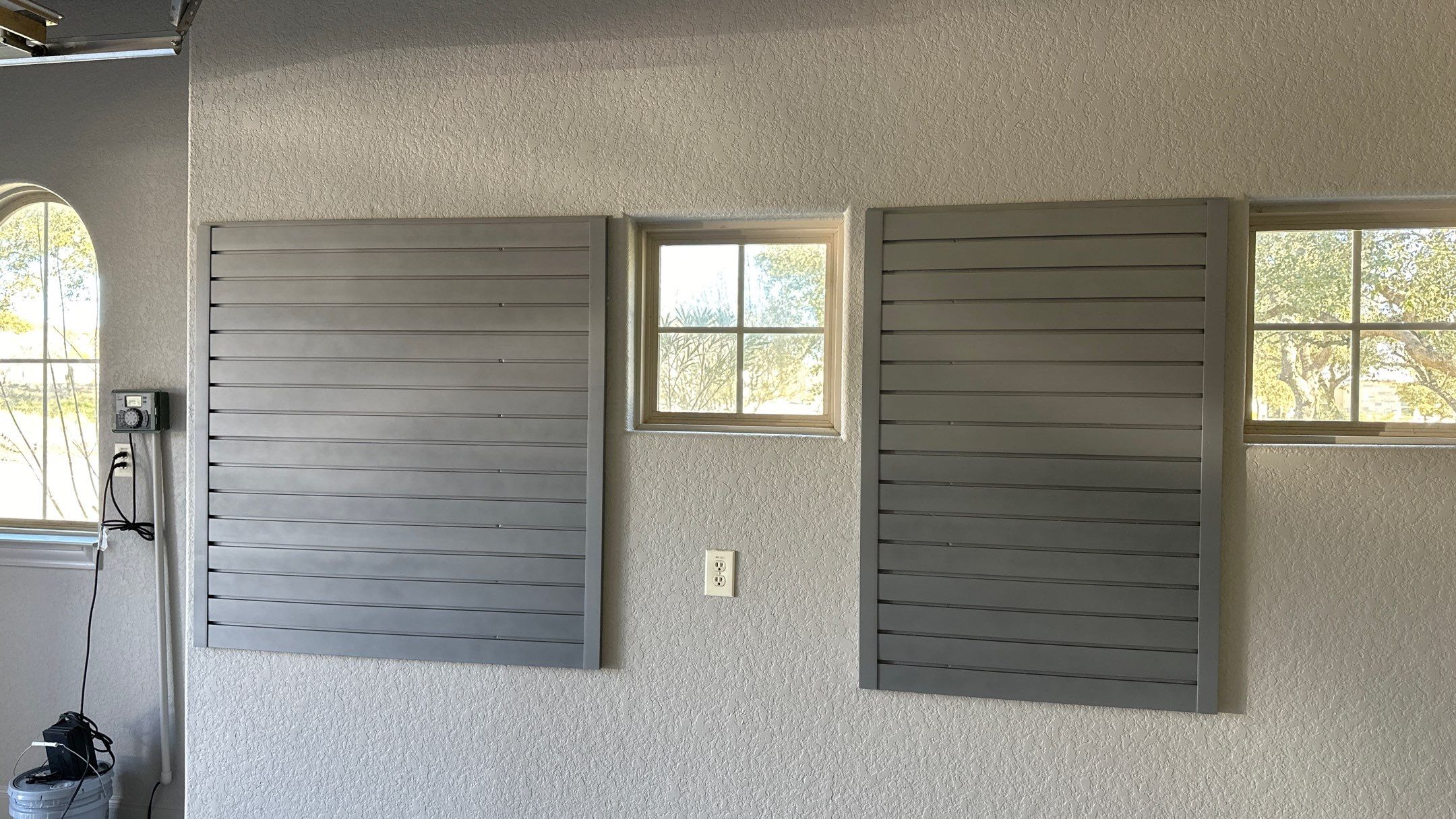 Vintage Oaks, New Braunfels by TORO Garage Co