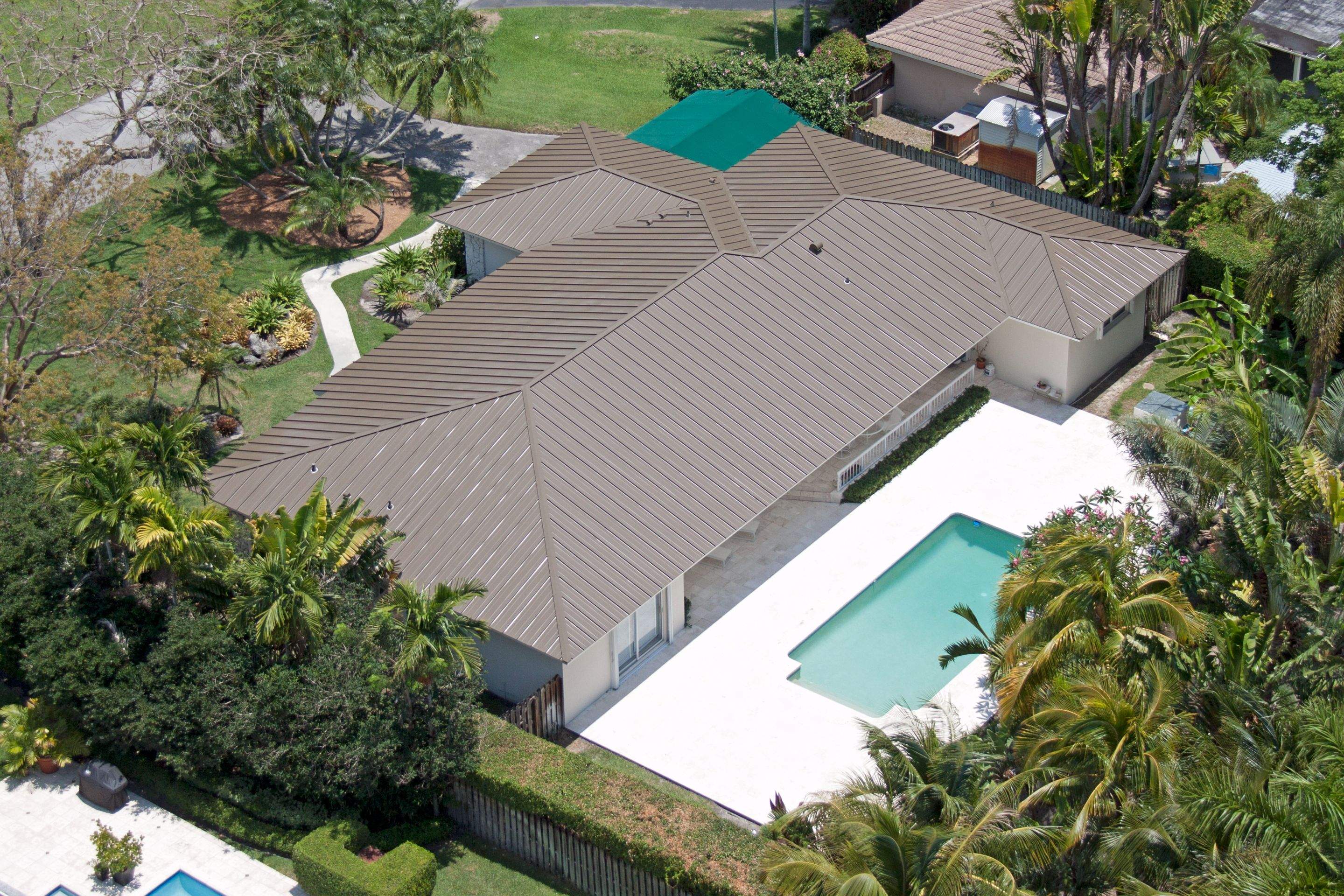 Metal Roof - Galvalume - Medium Bronze by Istueta Roofing
