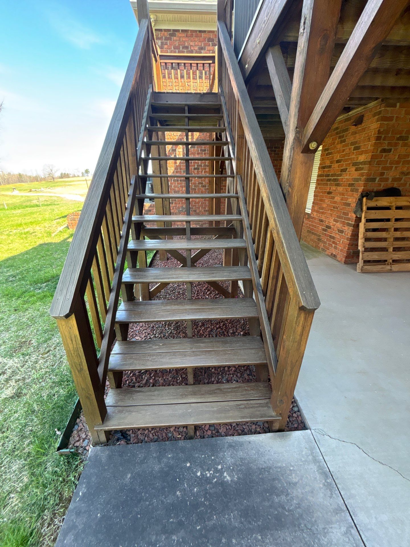 Wood Deck using Wood Sealant by DuraSeal