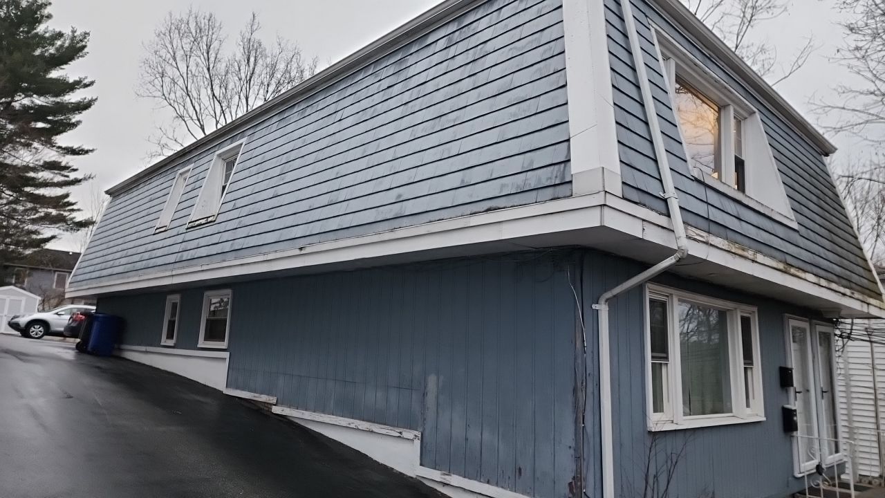 Vinyl siding project by UBrothers Construction