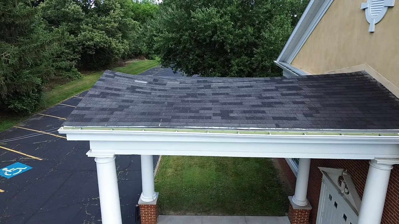 ATLAS PINNACLE COLOR: BLACK PRISTINE by Eagle Eye Roofing